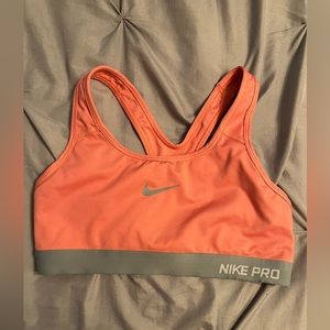 Womens medium Nike sports bra